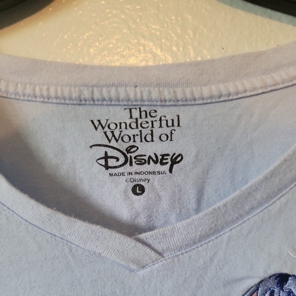 Disney eyore Peace On Earth shirt. L - Picture 4 of 5